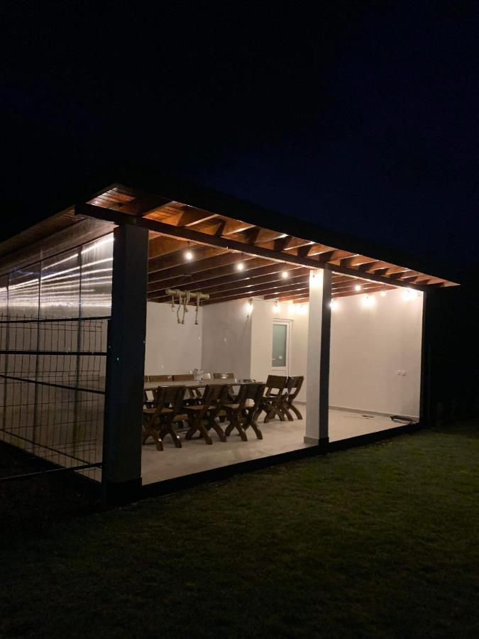 Vila Lorena Stejaru Exterior foto